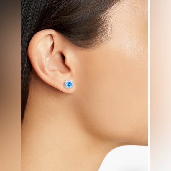 Set of 5 CZ Earrings Set Silver/light blue. - Picture 2 of 3